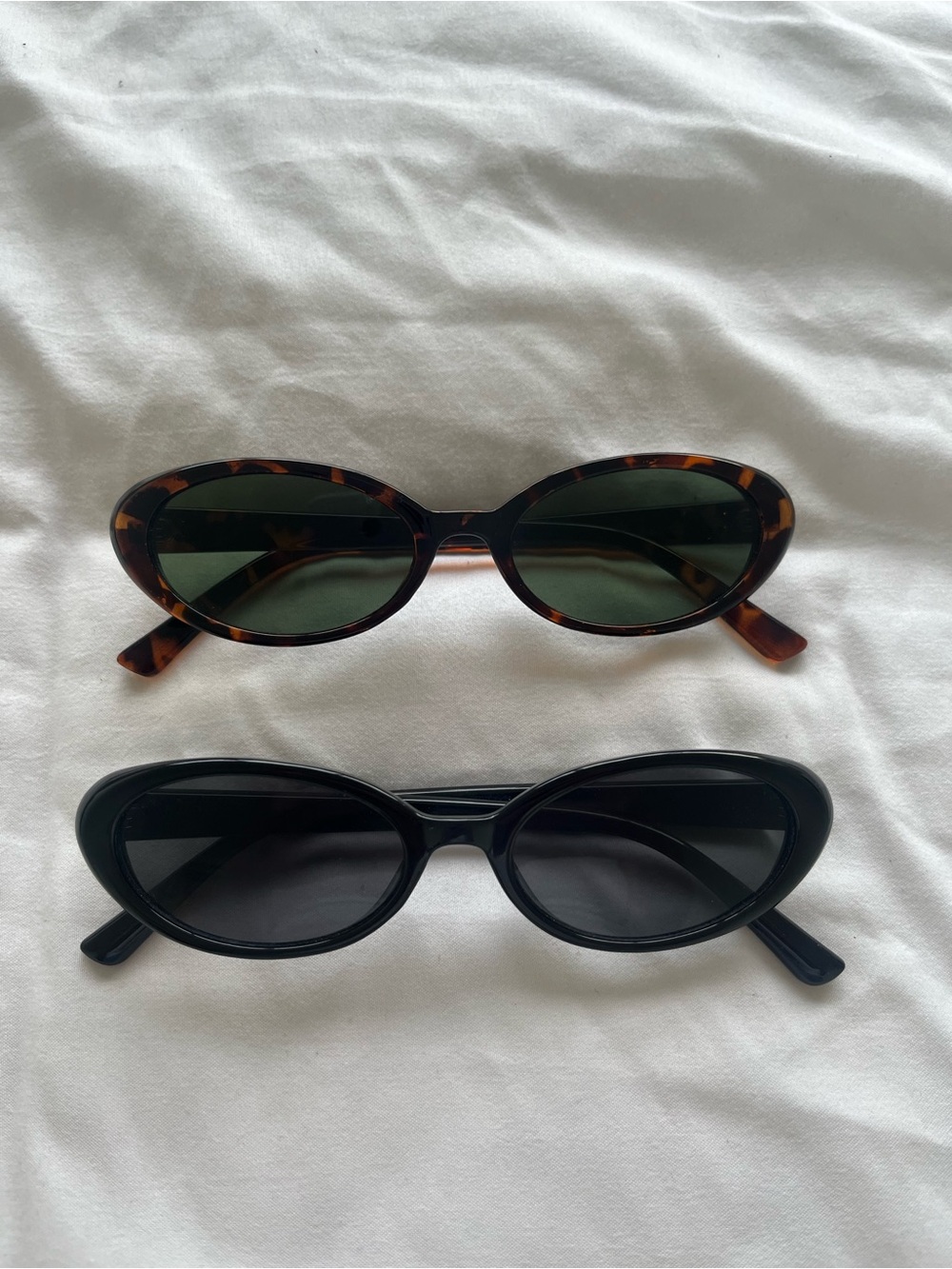 90s vintage-style sunglasses (2-pack)